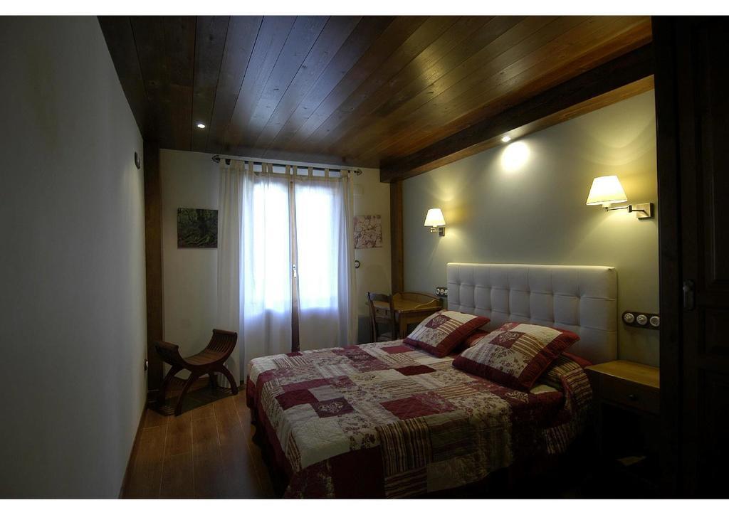 Casa Rural El Portón de Murillo Broto Quarto foto